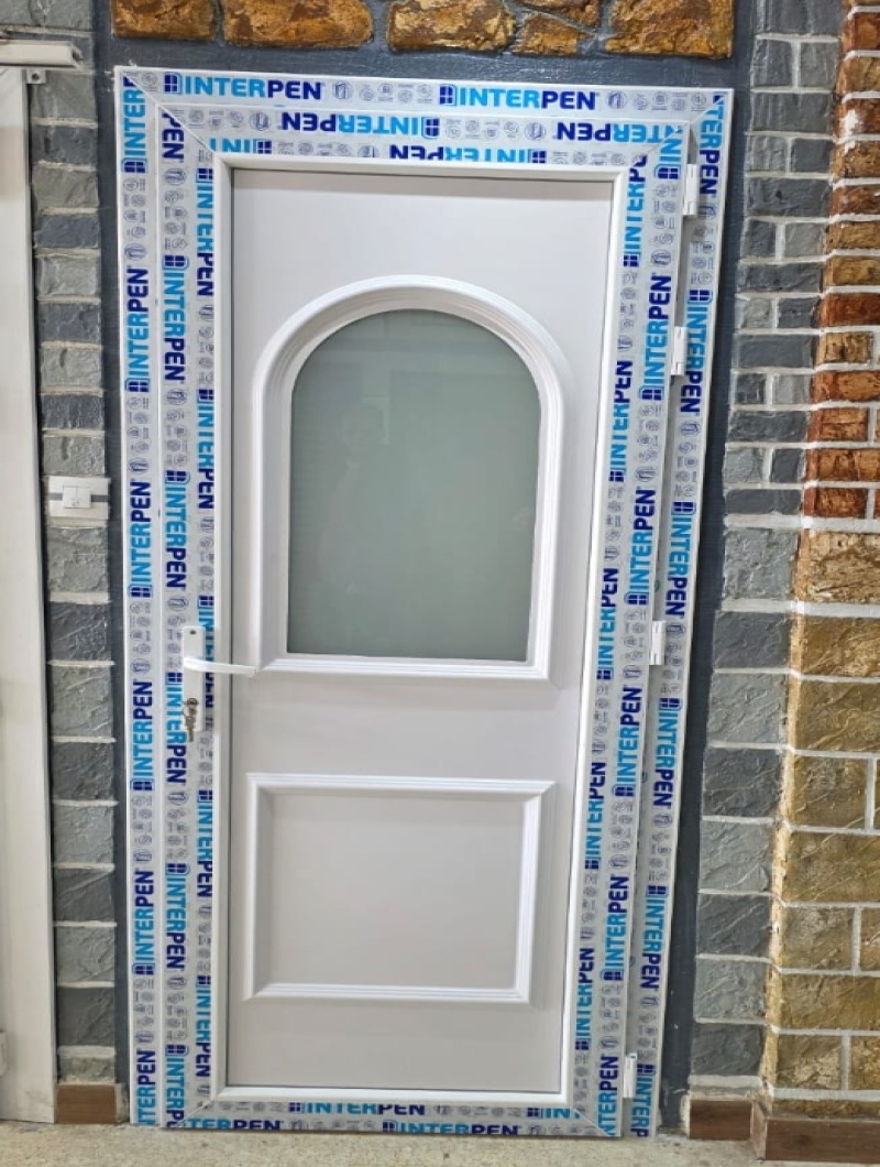 تصنيع الأبواب والنوافذ PVC — Marque INTERPEN
